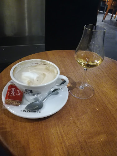 Rezensionen über Bridge Bar in Basel - Café