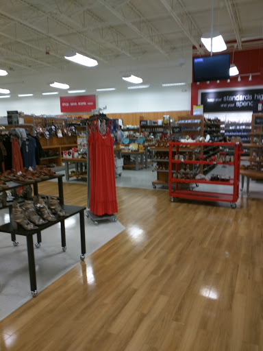 Department Store «T.J. Maxx», reviews and photos, 903 St George Ave, Woodbridge, NJ 07095, USA