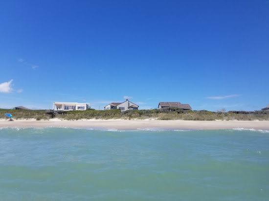 Pine Knoll Shores beach