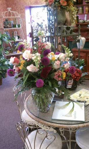 Florist «Andrews Florist», reviews and photos, 705 E Market St, Indianapolis, IN 46202, USA