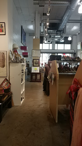 Thrift Store «Housing Works Thrift Shops», reviews and photos