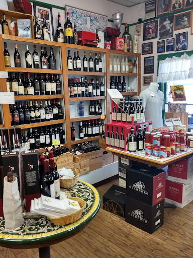 Italian Restaurant «E. 48th Street Market», reviews and photos, 2462 Jett Ferry Rd, Dunwoody, GA 30338, USA