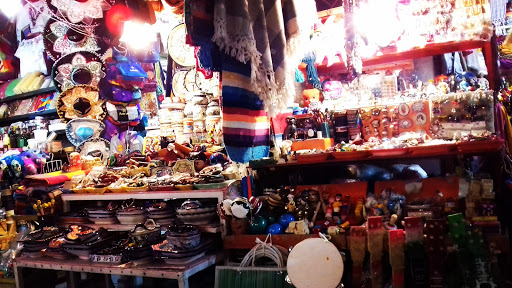 Craft shops in Puebla