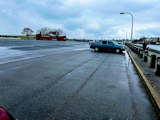 Golf Course «Bay Park Golf Course», reviews and photos, 1 1st Ave, East Rockaway, NY 11518, USA