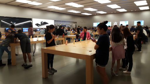 Computer Store «Apple Los Cerritos», reviews and photos, 242 Los Cerritos Center, Cerritos, CA 90703, USA