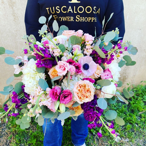 Florist «Tuscaloosa Flower Shoppe», reviews and photos, 2208 University Blvd, Tuscaloosa, AL 35401, USA