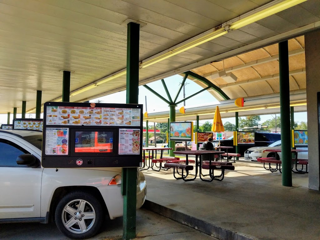 Sonic Drive-In 75633