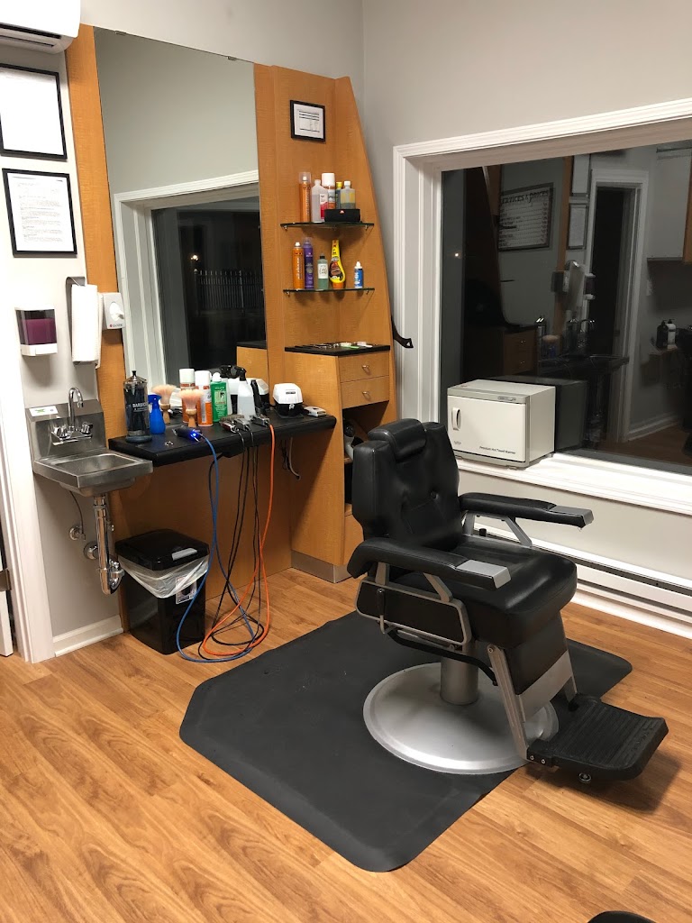 Neighborhood Barbershop 47906