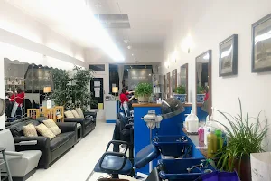 City Cuts Beauty Salon image