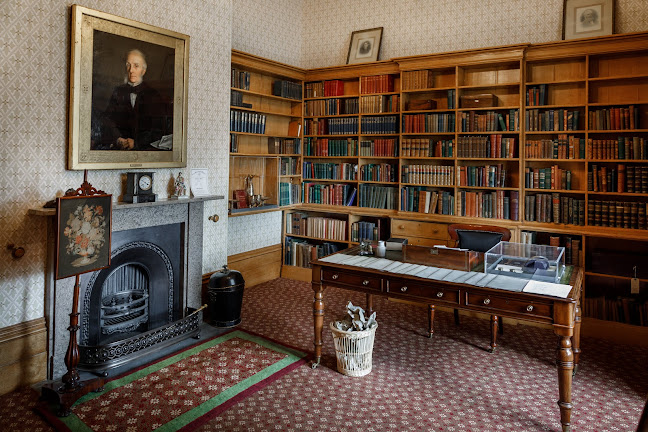 Comments and reviews of Elizabeth Gaskell's House