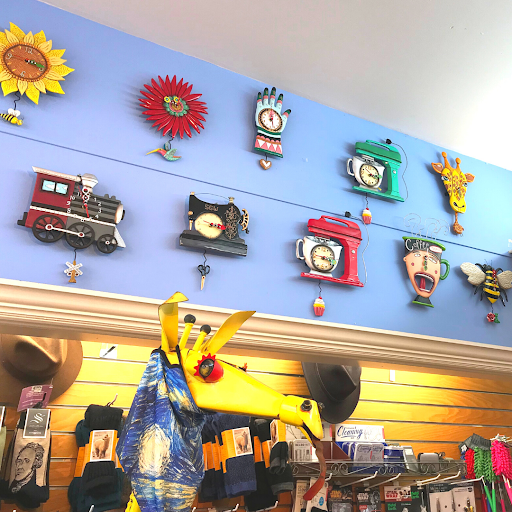 Gift Shop «Quilts Unlimited/ J. Fenton Gifts», reviews and photos, 118 E Main St, Charlottesville, VA 22902, USA