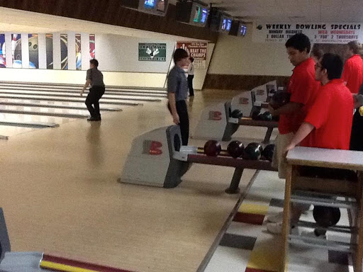 Bowling Alley «Palos Lanes Bowling Center», reviews and photos, 11025 SW Hwy, Palos Hills, IL 60465, USA