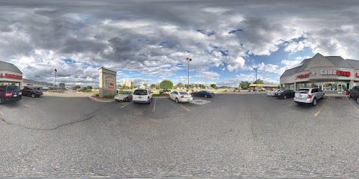 Video Game Store «GameStop», reviews and photos, 17124 Fort St, Riverview, MI 48193, USA