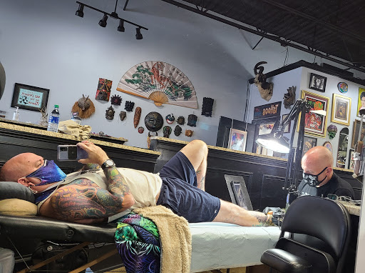 Tattoo Shop «Silver Fox Tattoo», reviews and photos, 533 10th St NW, Atlanta, GA 30318, USA