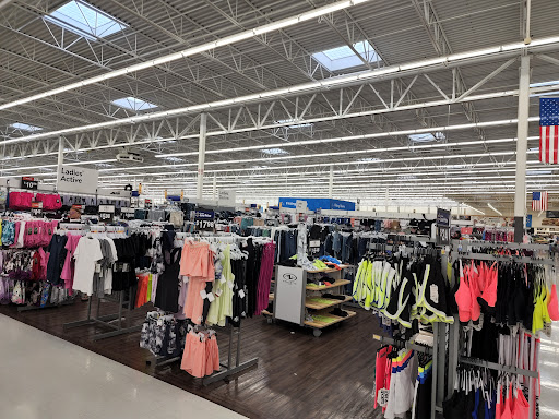 Department Store «Walmart Supercenter», reviews and photos, 250 Highlands Square Dr, Hendersonville, NC 28792, USA