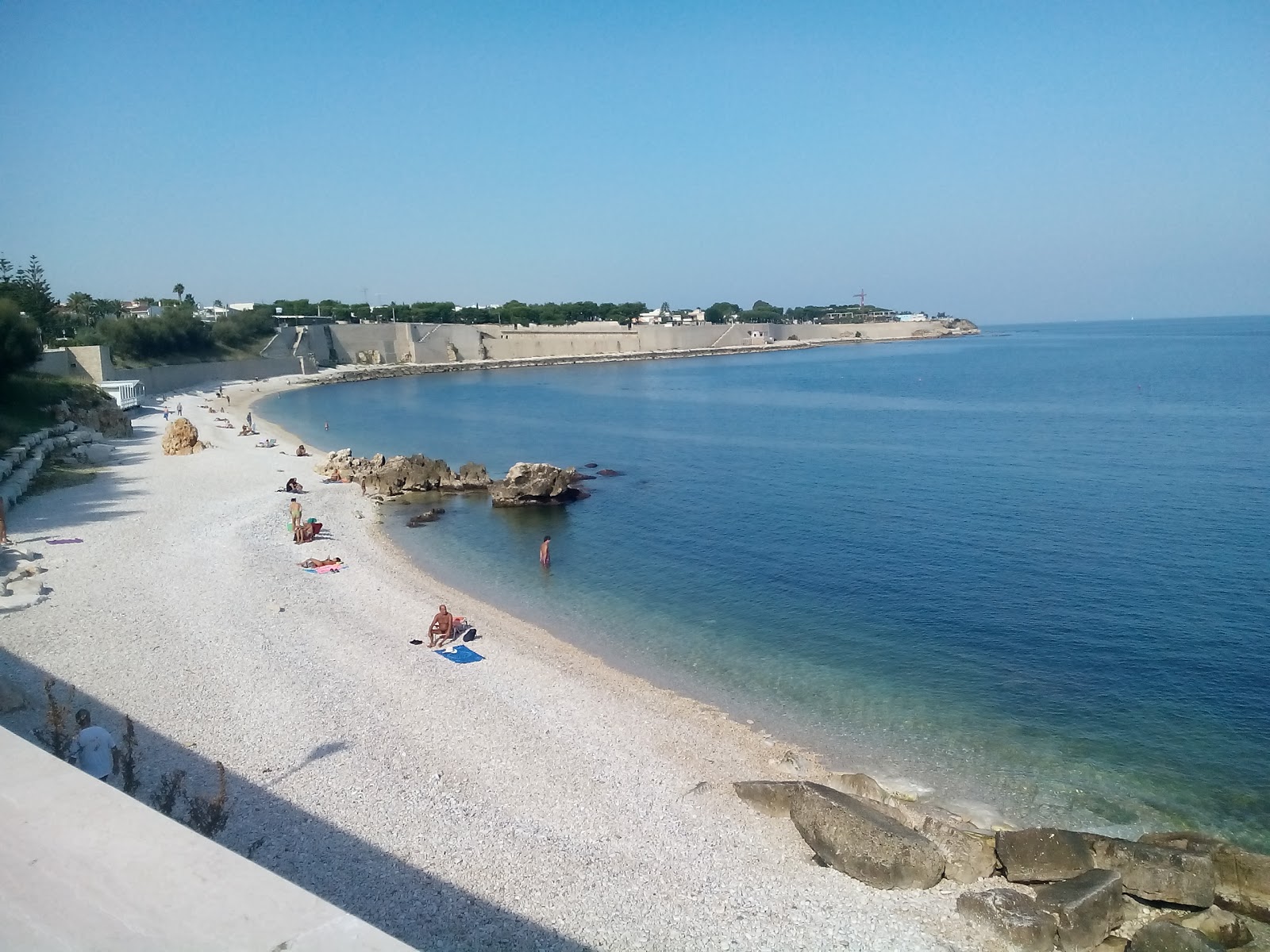 Foto di Spiaggia Salsello con una superficie del ciottoli grigi