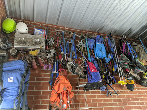 Sporting Goods Store «Gearonimo Sports», reviews and photos, 1401 S 8th St, Colorado Springs, CO 80905, USA