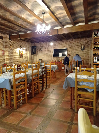 Restaurante La Cueva Del Monje en Villaconejos