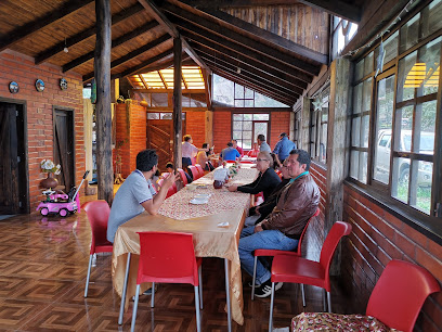 EL YUGO VOLCANIC GRILL - Vía Guaranda Babahoyo, San Miguel, Ecuador