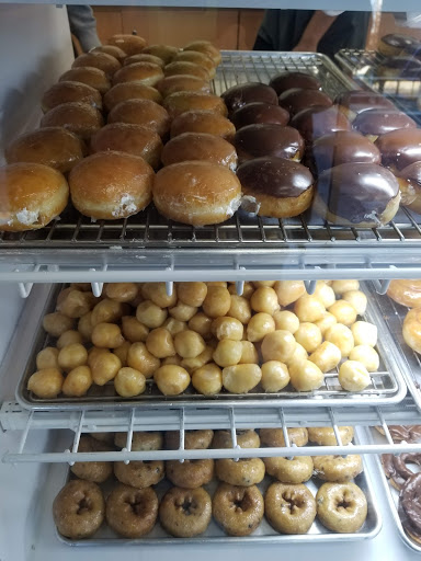 Donut Shop «Dannys Donuts», reviews and photos, 417 Main St SW, Gainesville, GA 30501, USA
