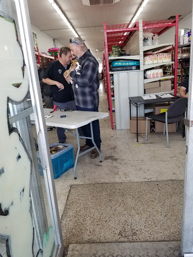 Pet Supply Store «Red Barn Feed Also», reviews and photos, 10142 Balboa Blvd, Granada Hills, CA 91344, USA