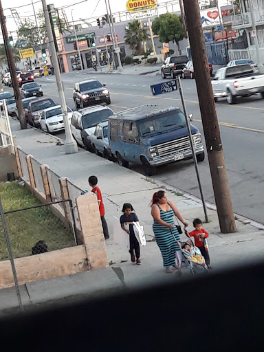 Ice Cream Shop «Boston Cream Doughnut», reviews and photos, 1009 W Anaheim St, Wilmington, CA 90744, USA