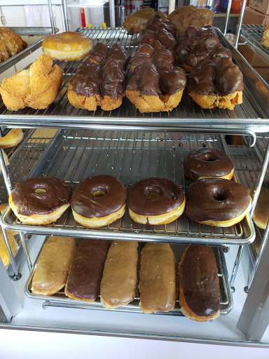 Donut Shop «Happy Donuts», reviews and photos, 2916 Central Ave, Eureka, CA 95501, USA