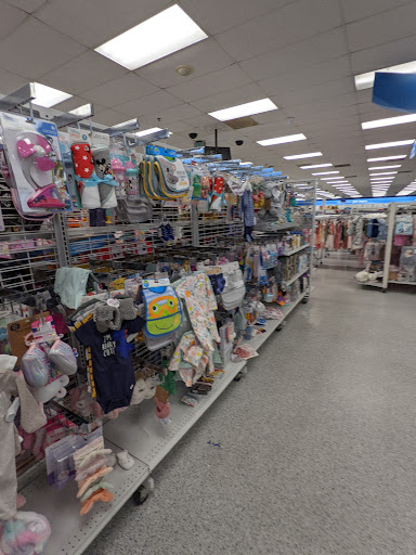 Clothing Store «Ross Dress for Less», reviews and photos, 352 S College Rd, Wilmington, NC 28403, USA