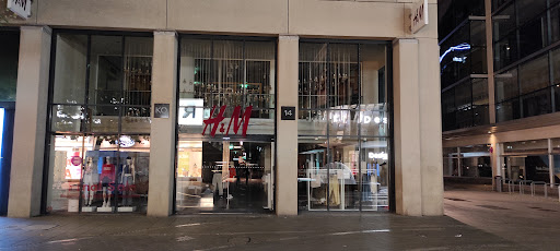 H&M