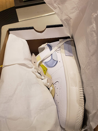 Clothing Store «Nike San Francisco», reviews and photos, 278 Post St, San Francisco, CA 94108, USA