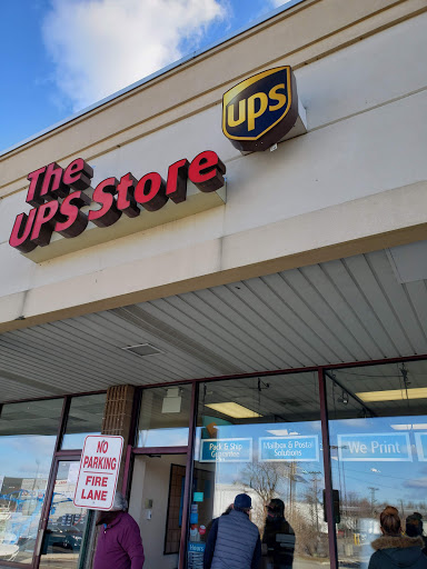 Shipping and Mailing Service «The UPS Store», reviews and photos, 370 W Pleasantview Ave, Hackensack, NJ 07601, USA