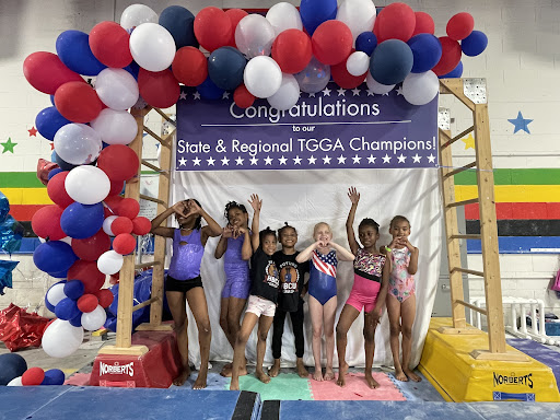 24723 Crestview, Farmington Hills, MI 48335, USA