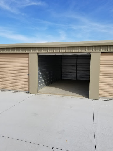 Self-Storage Facility «Adventureland Drive self storage», reviews and photos, 435 Adventureland Dr NE, Altoona, IA 50009, USA