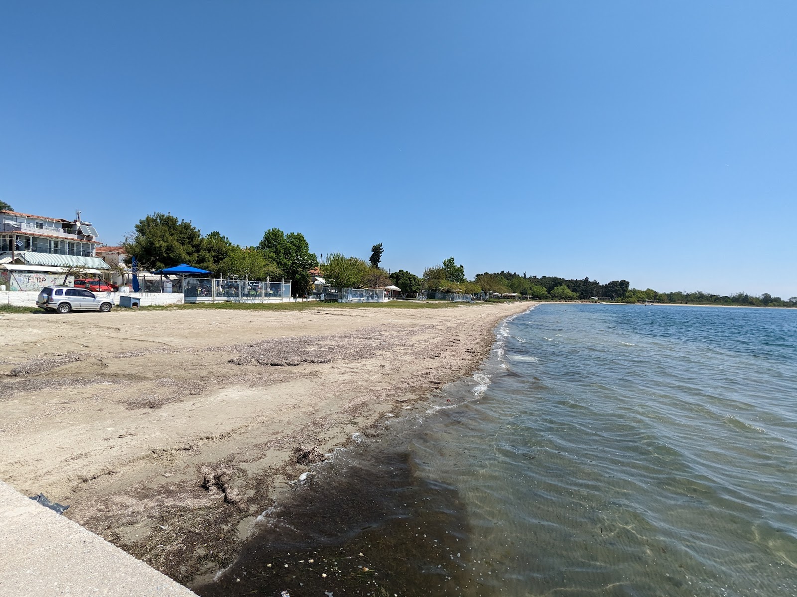 Foto von Epanomi Beach mit grauer sand Oberfläche