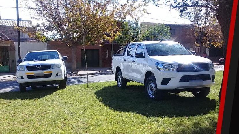 CASLAR - ALQUILER DE PICK-UP TOYOTAS