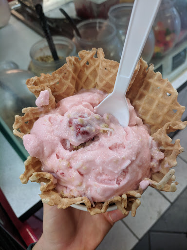 Ice Cream Shop «Cold Stone Creamery», reviews and photos, 3105 Northline Ave, Greensboro, NC 27408, USA
