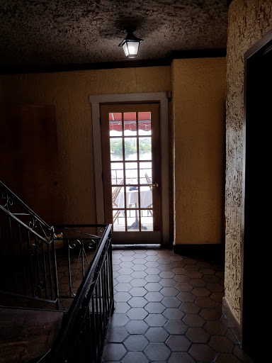 Eclectic Restaurant «Riverboat Landing», reviews and photos, 2 Market St, Wilmington, NC 28401, USA