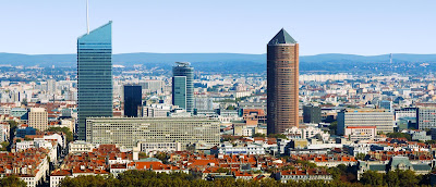 ✅SERRURIER VILLEURBANNE Gratte-ciel, Charpennes, Cusset, Charmettes, Totem 🔑Tarifs Pas Cher 👨🏻‍🔧FD Door à Villeurbanne