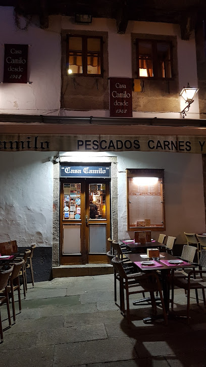 Restaurant Casa Camilo - Rúa da Raíña, 24, 15702 Santiago de Compostela, A Coruña, Spain