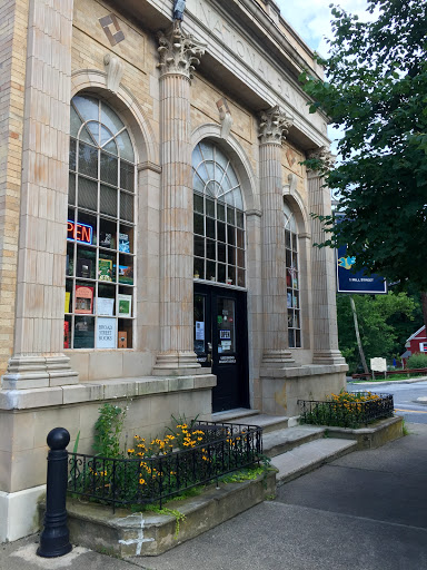 Used Book Store «Broad Street Books», reviews and photos, 1 Mill St, Branchville, NJ 07826, USA