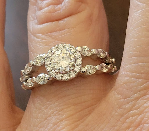 Jewelry Store «Jwo Jewelers», reviews and photos, 900 Mansell Rd # 24, Roswell, GA 30076, USA