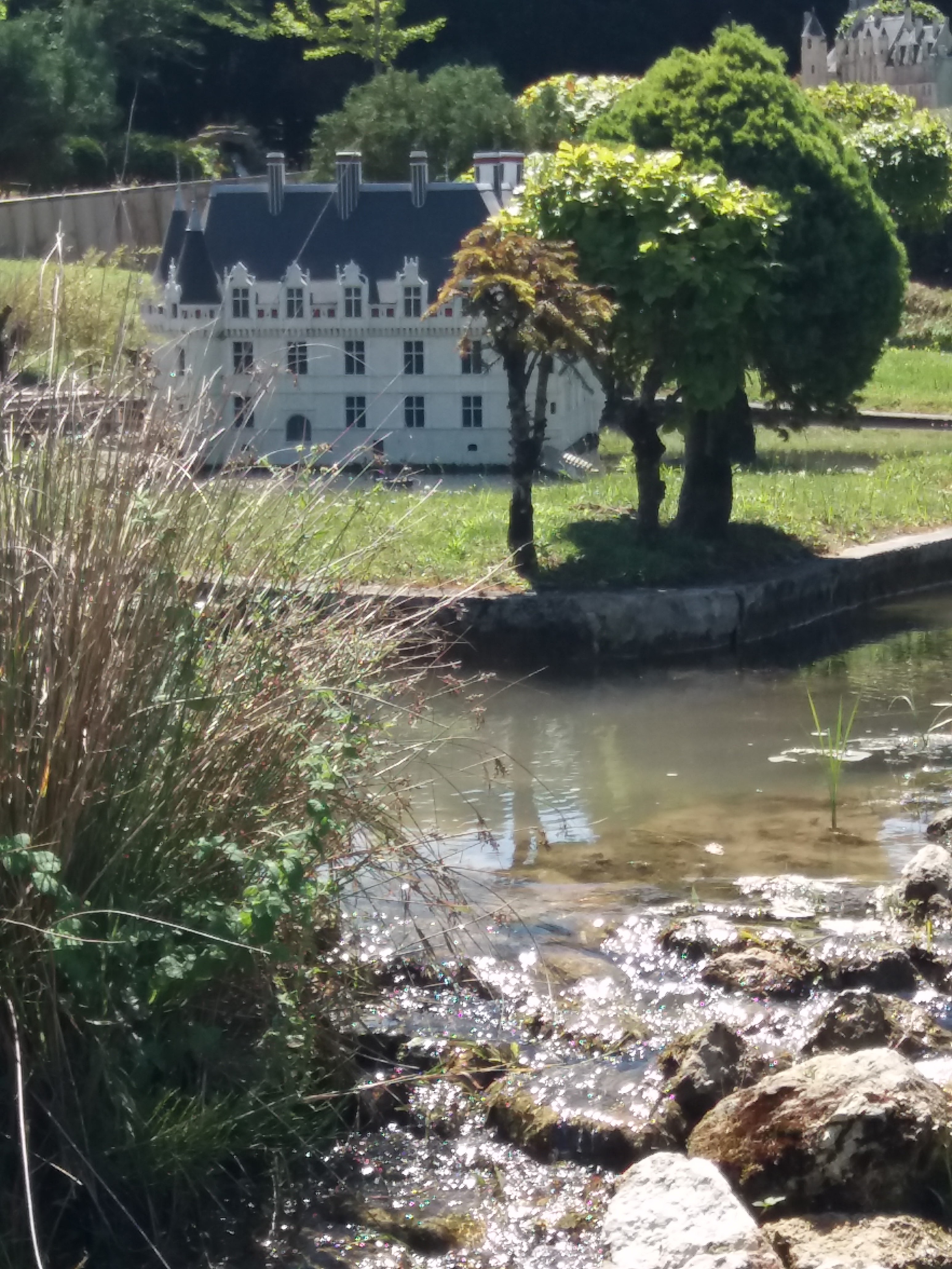 Photo n° 4 de l'avis de Ludhi.l fait le 30/08/2018 à 03:22