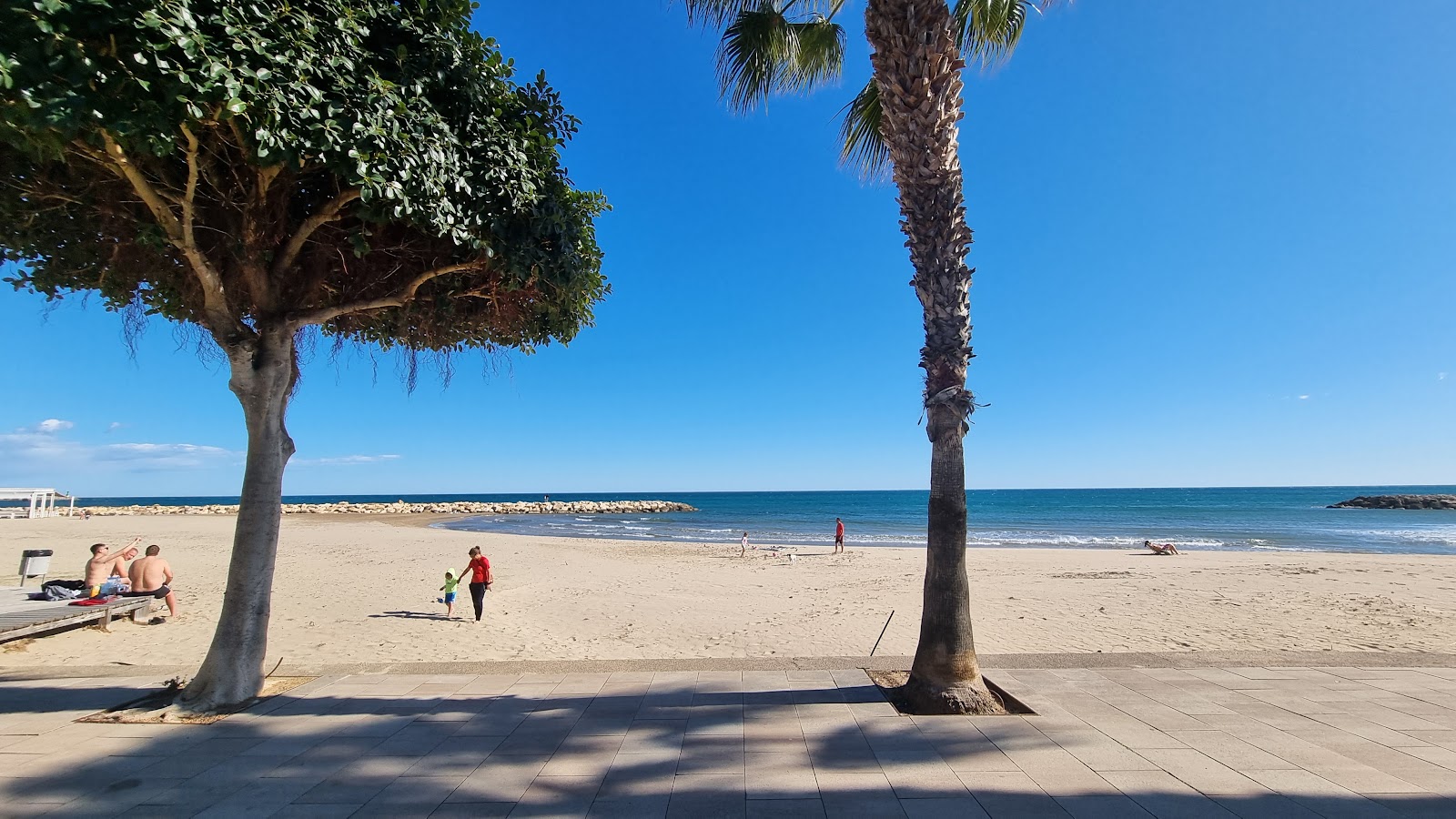 Foto de Llosa Beach - lugar popular entre los conocedores del relax