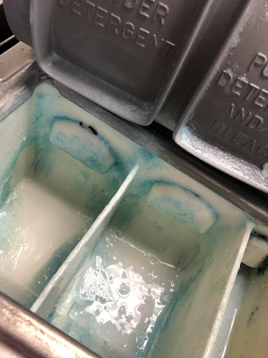 Laundromat «Laundry Express & Cleaner», reviews and photos, 5360 S John Young Pkwy, Orlando, FL 32839, USA