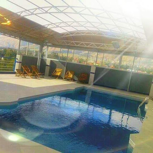 Empresas de reparacion de piscinas en Cochabamba