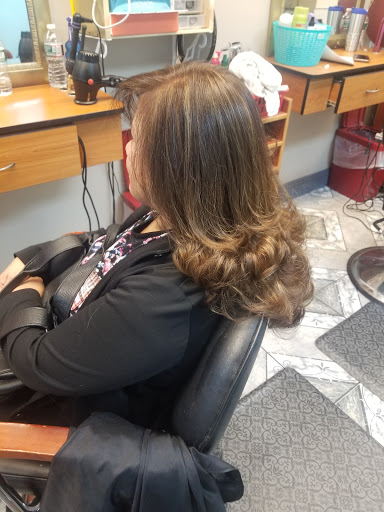 Beauty Salon «Mexico En La Piel Beauty Salon», reviews and photos, 1235 Main Ave, Clifton, NJ 07011, USA