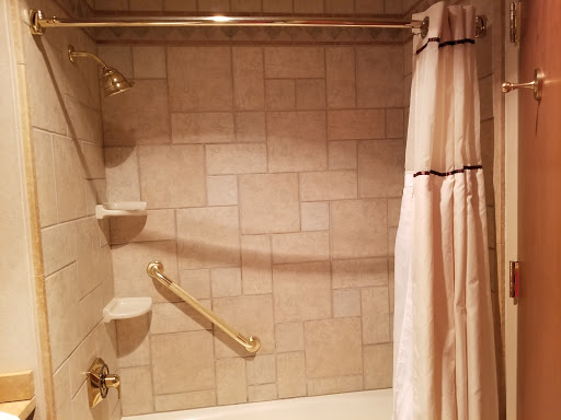 Hotel «Wheeling Island Hotel-Casino-Racetrack», reviews and photos, 1 S Stone St, Wheeling, WV 26003, USA