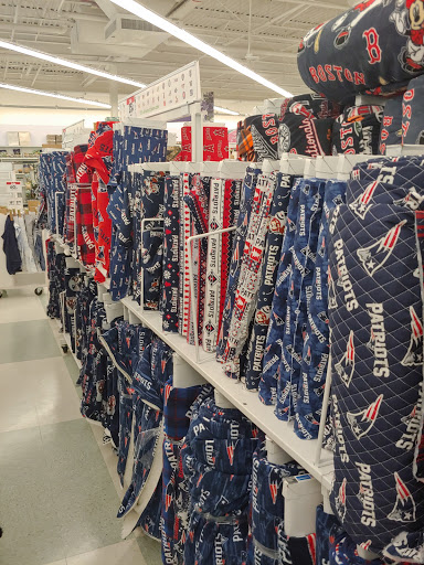 Shopping Mall «Walpole Mall», reviews and photos, 90 Providence Hwy, East Walpole, MA 02032, USA