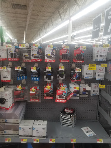 Department Store «Walmart Supercenter», reviews and photos, 2345 Happy Valley Rd, Glasgow, KY 42141, USA