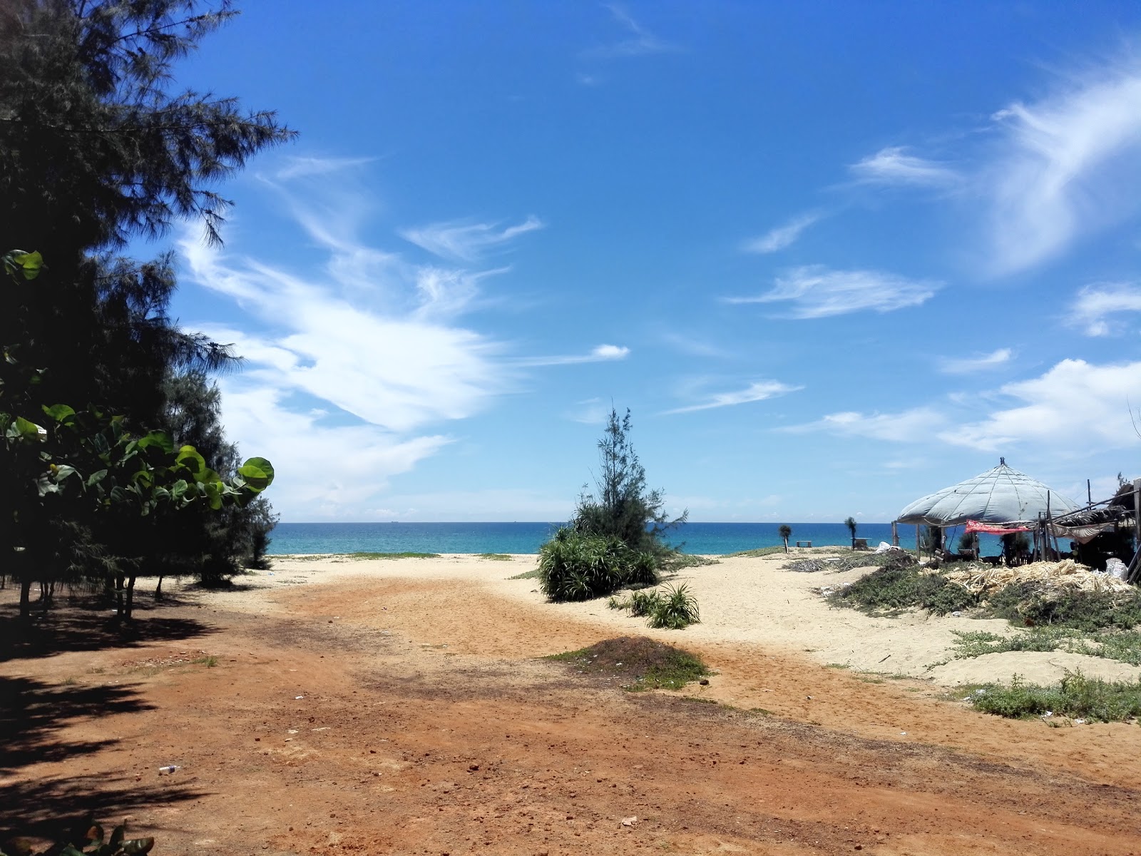 Fotografie cu Bai Ngang Beach cu drept și lung